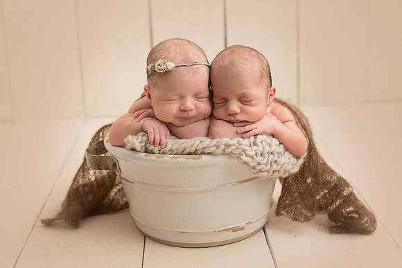 Twins-1